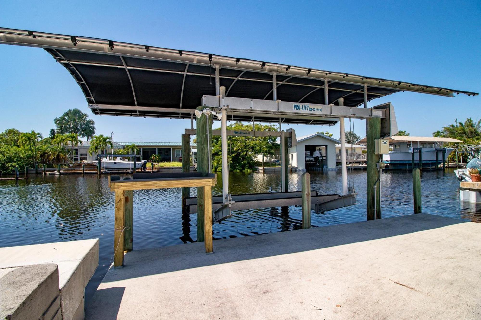 Bowline Oasis Villa Bokeelia Buitenkant foto